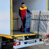 KEP-Transporter: DHL 2-Mann-Handling erweitert E-Flotte für letzte Meile