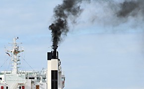 Horch gegen Landstrom-Anschlüsse für Schiffe