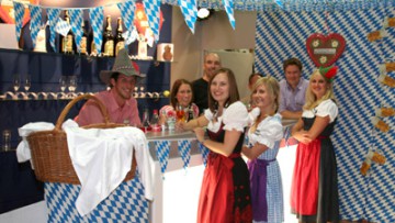 Vogel-Standparty auf der IAA 2010