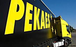 Pekaes baut Lagergeschäft aus