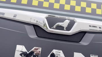 Das VR-Logistik-Taxi fährt mit Schunck-Group-Chef Thomas Wicke