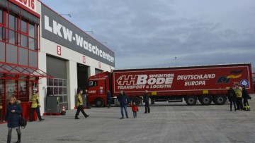 Spedition Bode nimmt LKW-Service- und -Waschcenter in Betrieb