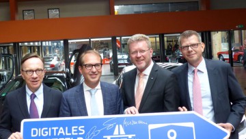 Dobrindt startet Digitales Testfeld Autobahn