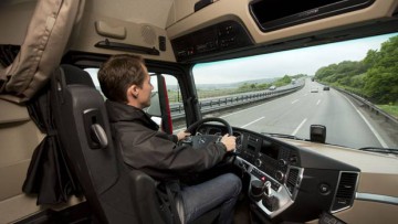 PPC: Vorausschauender Tempomat für den Actros