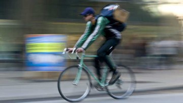 Frankreichs Fahrradkuriere begehren auf