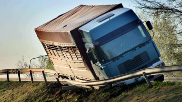 Digitacho und Unfallverhütung: Fahrer einfach online schulen