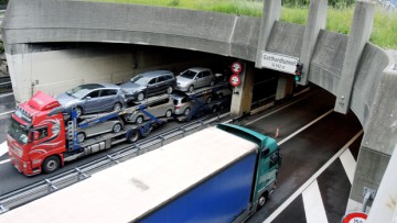 Schweizer für zweite Tunnelröhre durch den Gotthard 