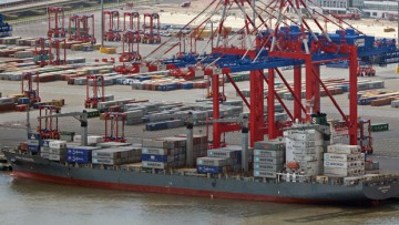 Jade-Weser-Port wird von drittem Liniendienst angelaufen