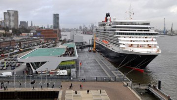 Hamburg: Gespräche über Kreuzfahrtterminal mitten im Hafen