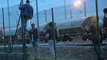 Flüchtlingskrise in Calais: Bürgermeisterin fordert Armee-Einsatz