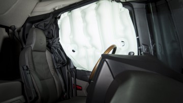 Neuer Scania optional mit Seitenairbags