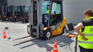 VerkehrsRundschau startet Tests von Gabelstaplern