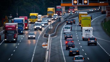 Tirol weitet Nachtfahrverbot auf EEV-Fahrzeuge aus