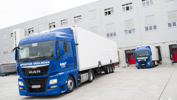 NRW: Greilmeier und Henkel setzen Euro-Trailer ein