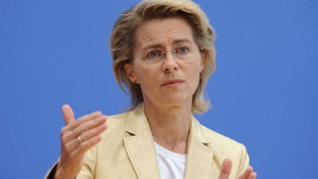 Von der Leyen rudert bei Zeitarbeitergesetz zurück