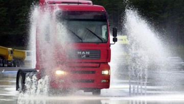 Fahrsicherheit: Neue Fördermöglichkeiten der BG Verkehr