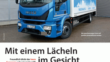 Mit einem Lächeln im Gesicht