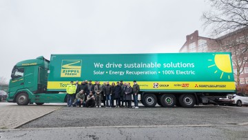 Die TIP Group hat einen E-Reefer an seinen Kunden Zippel übergeben