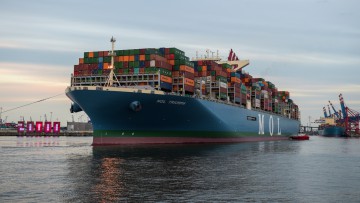 Mol Triumph Containerschiff