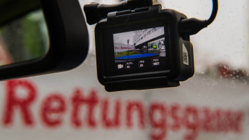 Polizei stellt Dashcams gegen Rettungsgassen-Verweigerer vor