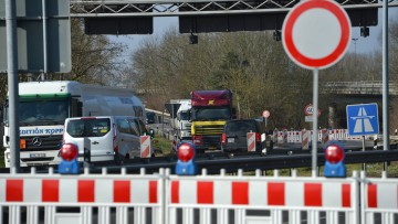 Erste Hälfte der neuen Schiersteiner Brücke noch im November frei