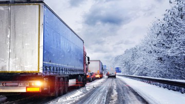 Standstreifen im Winter