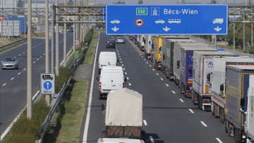 Autobahn, Lkw, Ungarn