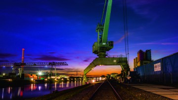 Bayvernhafen, Multimodal