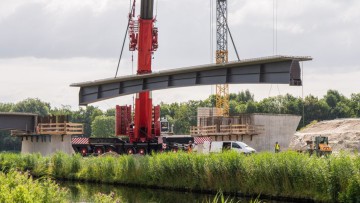 Neue Brückenkonstruktion für Bahnstrecke zum JadeWeserPort 