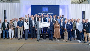 30 Trailerhersteller gegen VECTO
