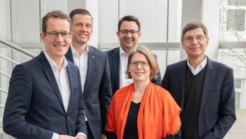 von links: Burkhard Eling, Alexander Tonn, Stefan Hohm, Prof. Alice Kirchheim, Prof. Stefan Wrobel