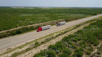 Daimler testet Platooning auf öffentlichen amerikanischen Straßen