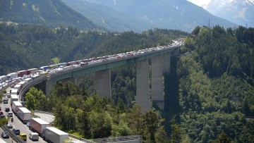 Europabrücke, Tirol, Lkw