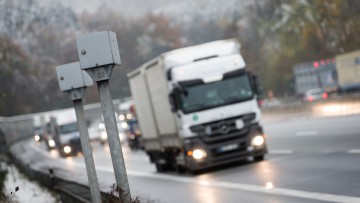 Zu Unrecht geblitzt – Stadt entschuldigt sich bei Lkw-Fahrern