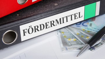 Fördermittel, Euro, Taschenrechner, Aktenordner