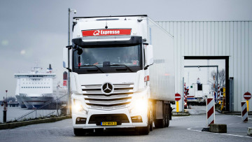 Lkw, Hafen von Hoek van Holland