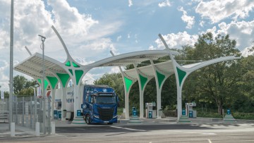 LNG, Tankstelle, Iveco, Gas, Ulm, Rolande