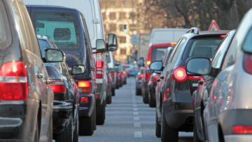 Oberverwaltungsgericht verhandelt über Dieselfahrverbot für Köln 