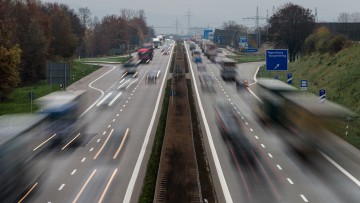 Fließender Verkehr