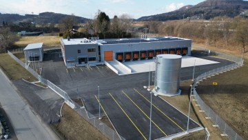 Die neue Dispositions-Software sowie ein Selbstabfertigungsmodul für Zustellfahrer wurden an allen vier Standorten von trans-o-flex ThermoMed Austria eingeführt – in Lebring (im Bild), Fritzens, Regau und Großebersdorf bei Wien.