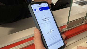 Digitaler Lieferschein auf dem Smartphone bei Lorenz Cloud4Log