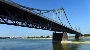 Rheinbrücke, Krefeld, Duisburg