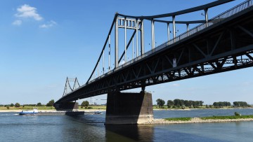 Rheinbrücke Krefeld 