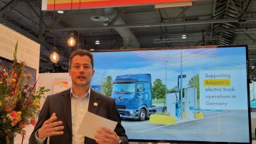 Amazon nutzt Shell-Ladehubs für E-Lkw in Deutschland