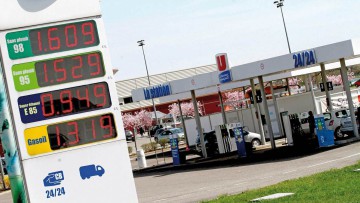 Frankreich, Tankstelle