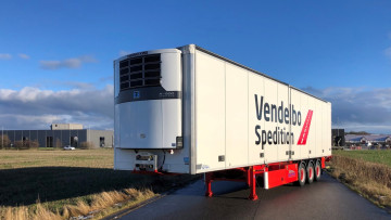 Einer von sieben Kühltrailer der Vendelbo Spedition mit Thermo King A 500 Maschinen