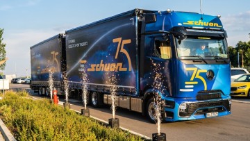 75_Jahre_Alfred_Schuon_Truck