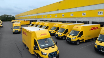 Ford_E-Transporter_DHL