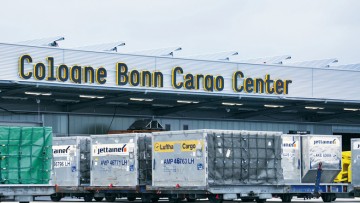 Frachthalle des Cologne Bonn Cargo Centers am Flughafen CGN
