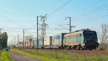 Zug_CargoBeamer_Perpignan_Calais
